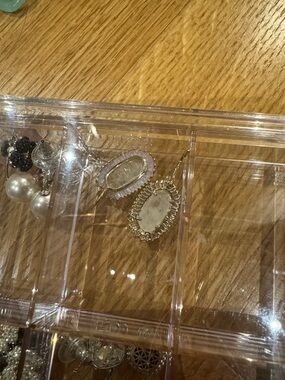 Kendra Scott Oval Stone Drop Earrings gold